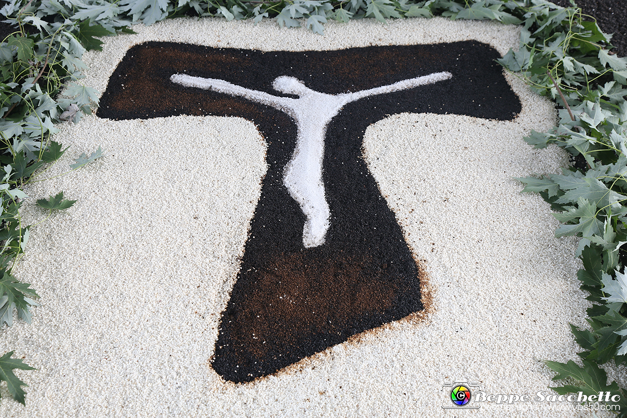 VBS_9597 - Infiorata di Villanova d'Asti 2023.jpg